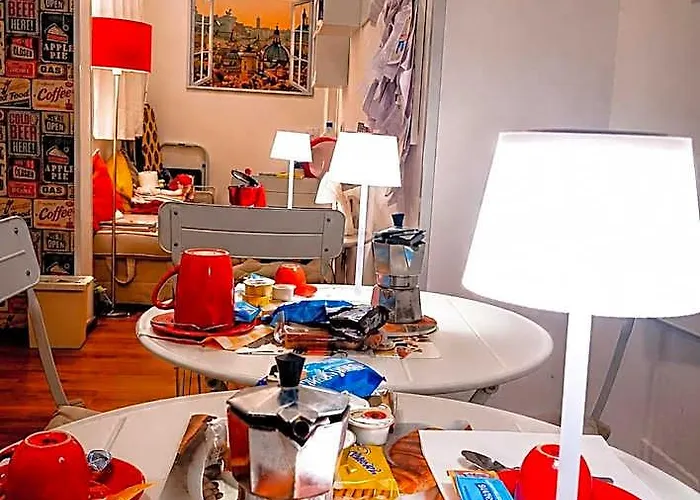 Sweet Piramide Bed & Breakfast 4*